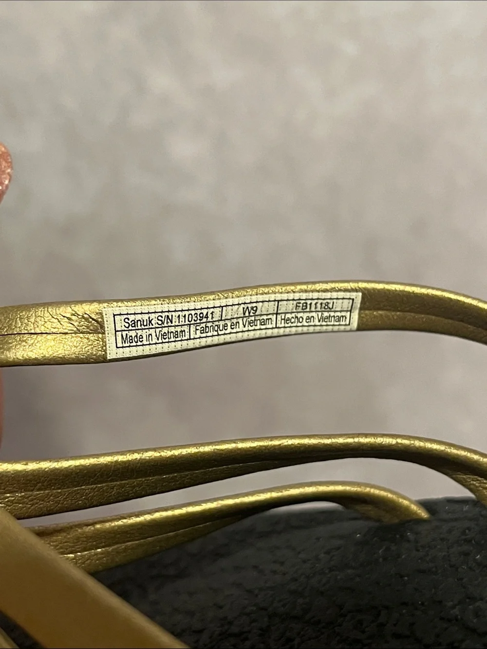 Sanuk Gold Strap Flip Flop Slide Sandals size 9